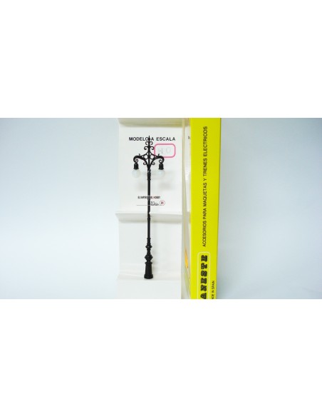 ANESTE DOUBLE LARGE BOULEVARD LAMPPOST