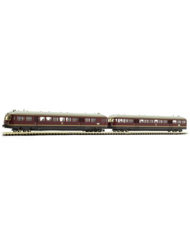 HOBBYTRAIN COCHE DE TRACCIÓN Y CONTROL ALIMENTADO POR BATERÍA SERIE 517/817
